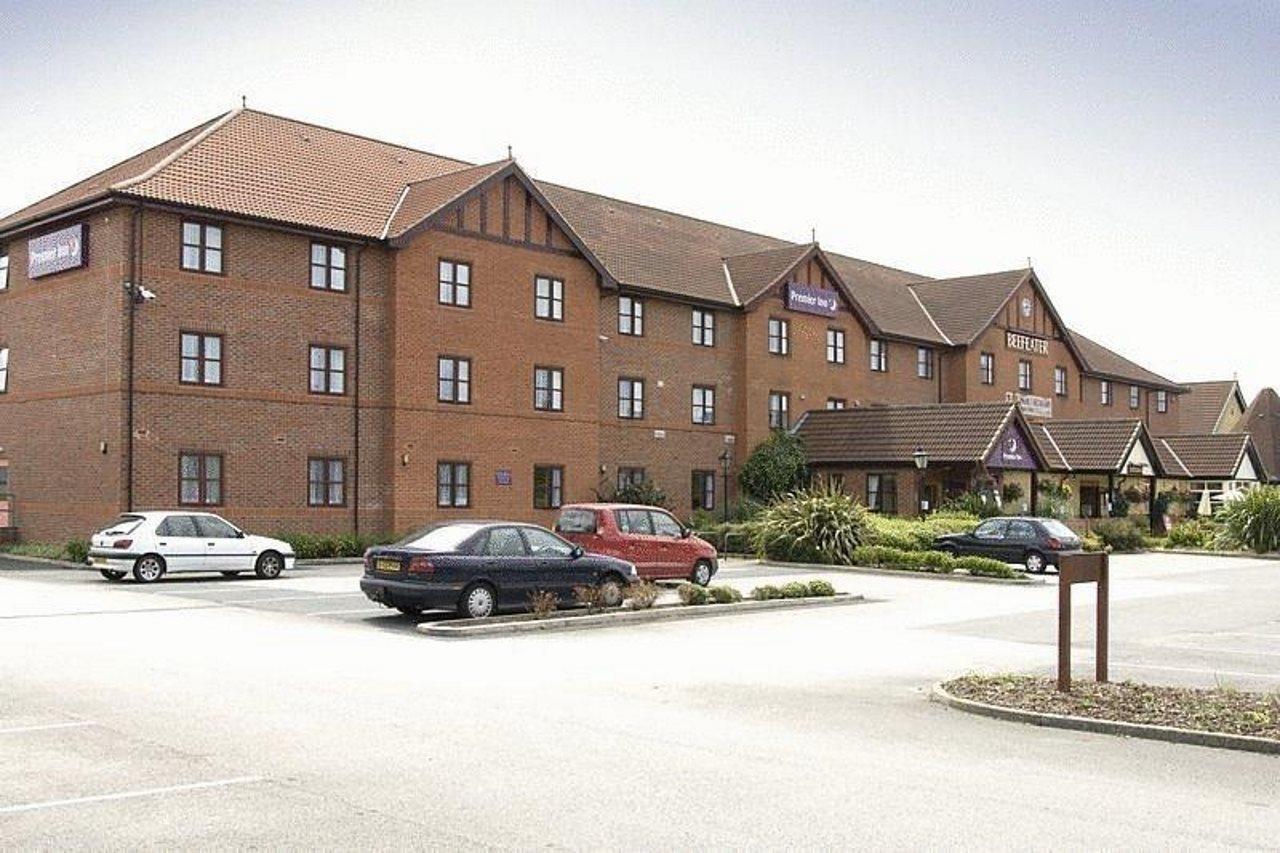 Premier Inn York North West エクステリア 写真