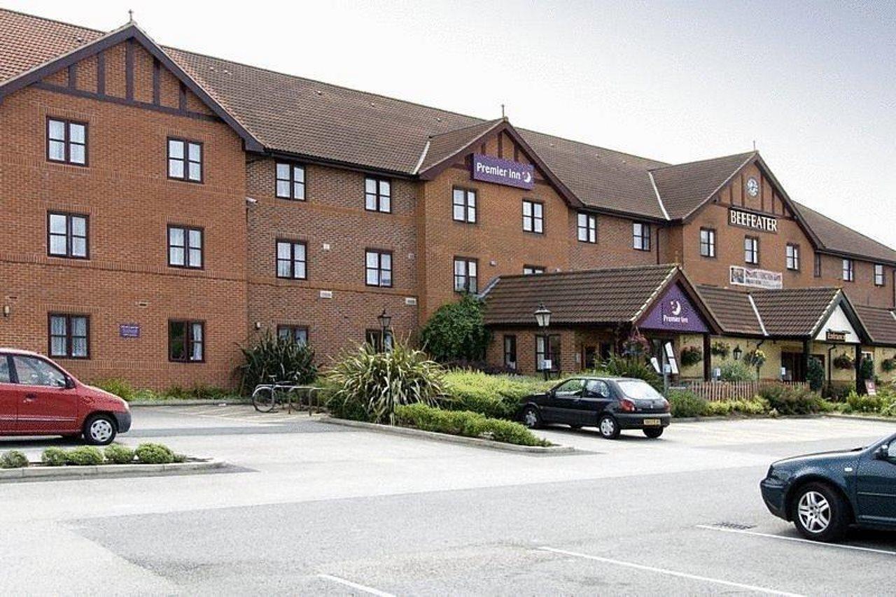 Premier Inn York North West エクステリア 写真