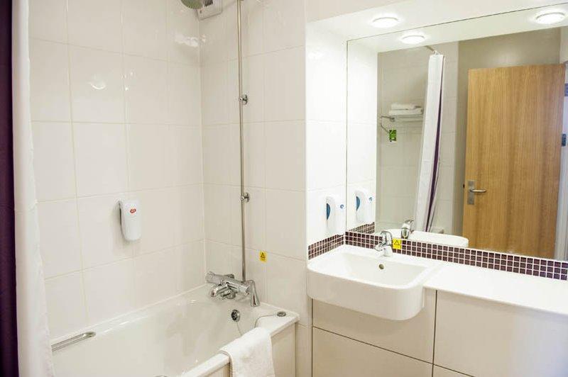 Premier Inn York North West エクステリア 写真