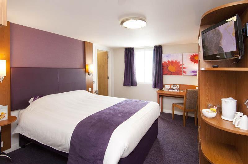 Premier Inn York North West エクステリア 写真